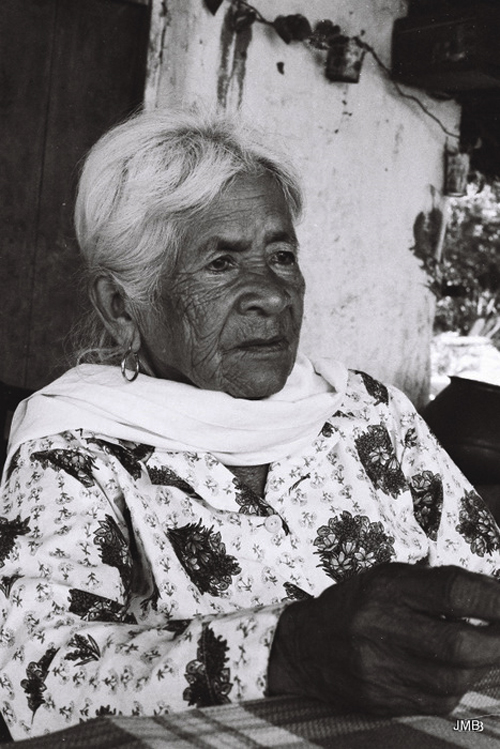 AÑO 1982 - BLANCO Y NEGRO - VIDA CAMPESINA EN PARAGUAY (JOSÉ MARÍA BLANCH)
